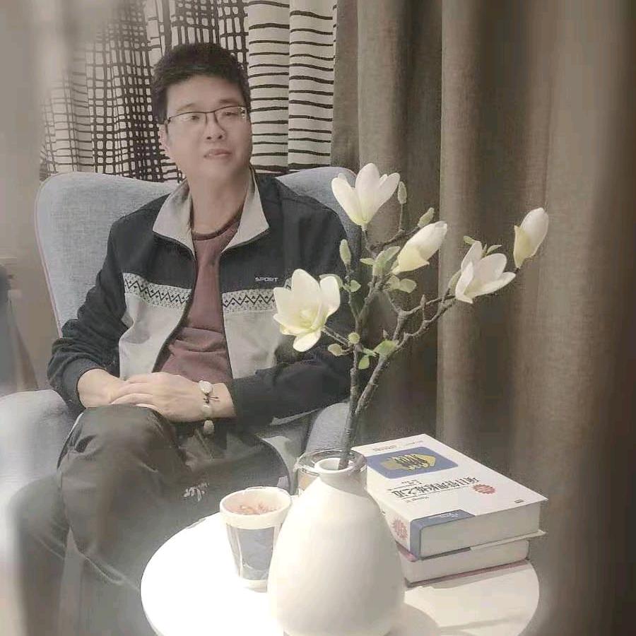 笑笑:打工人情歌小🤴🏻
