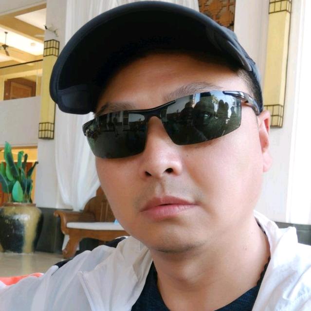 王维开.爱旅途.乐游旅行社桐梓河滨北路