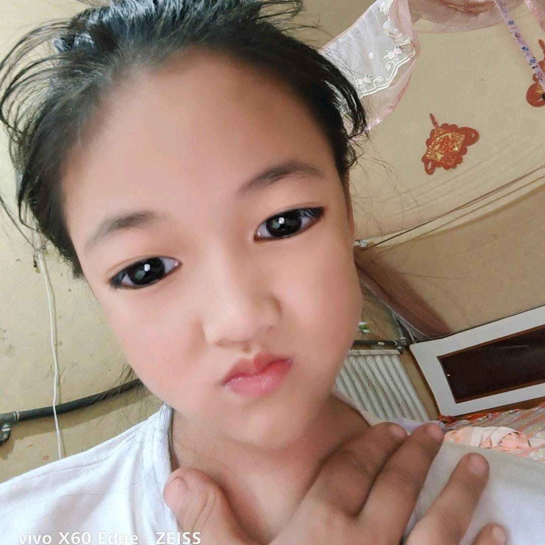搞笑的姐弟三个