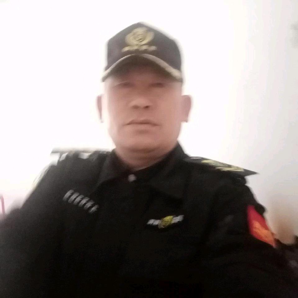 三哥@