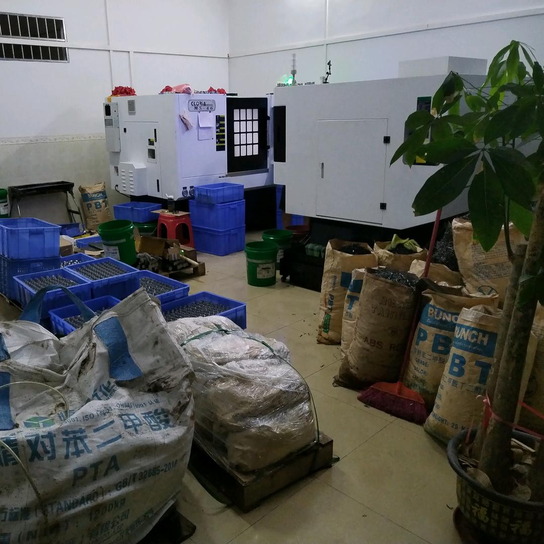 合诚精密数控车床加工