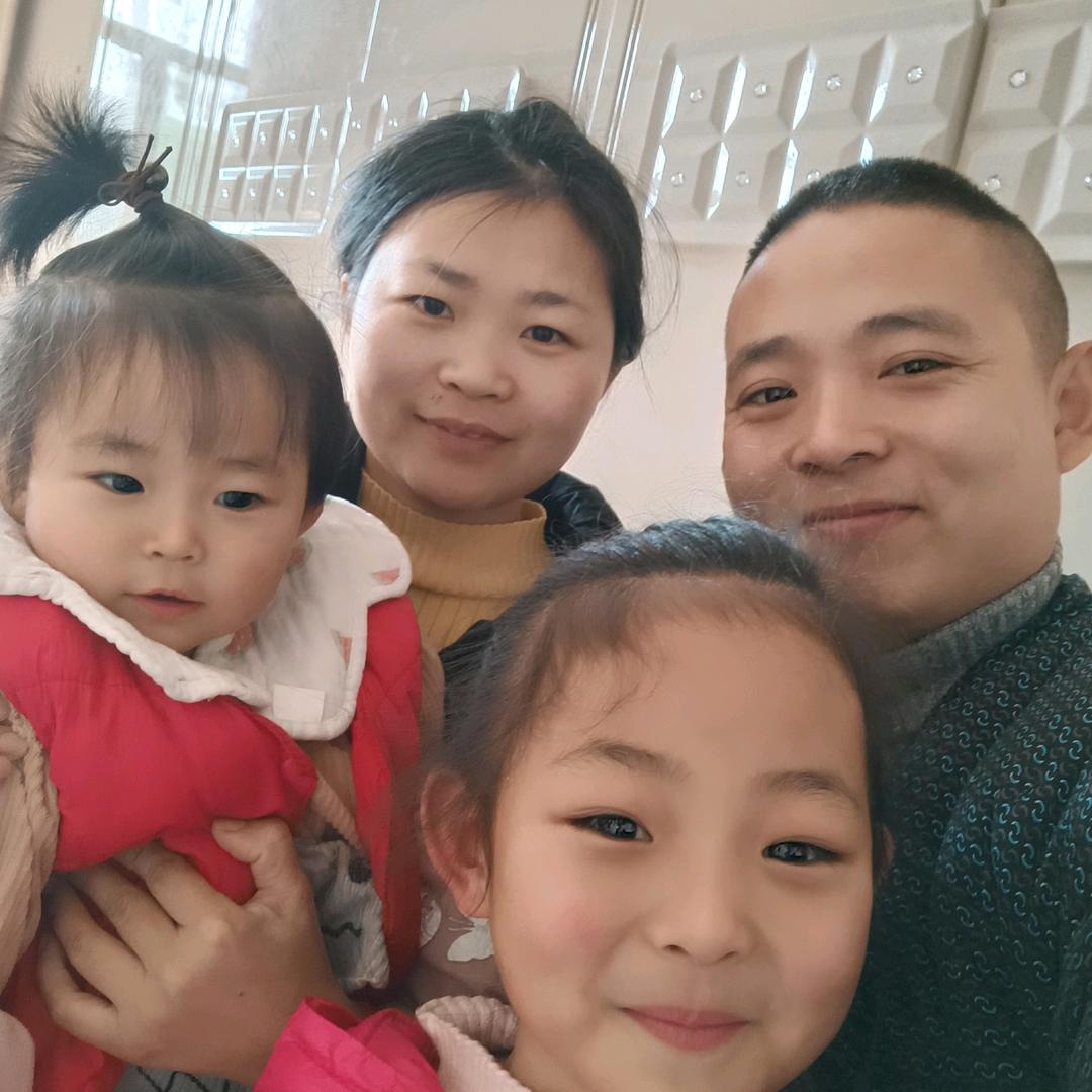 小米在摆摊