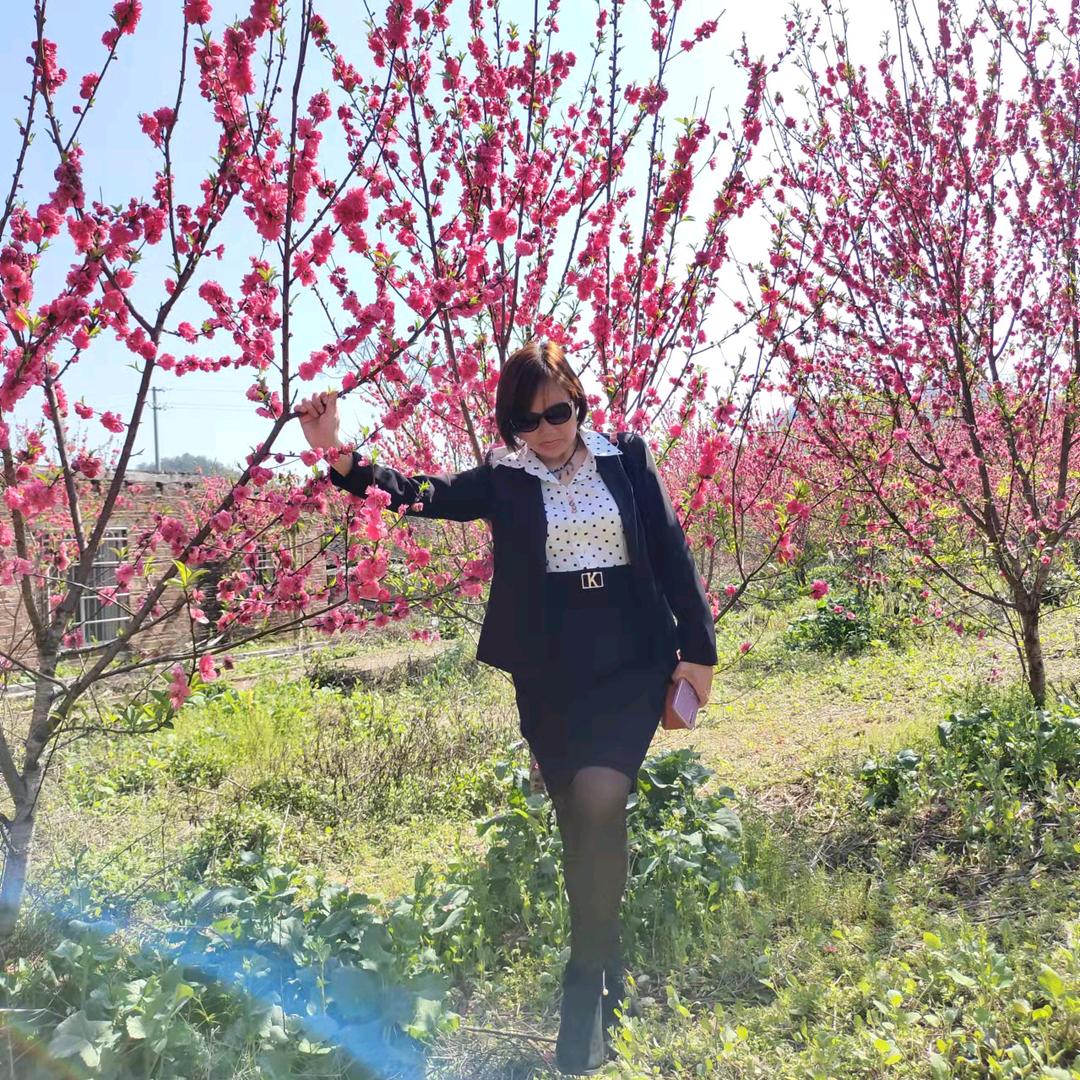 八零后的💐💐💐范姐