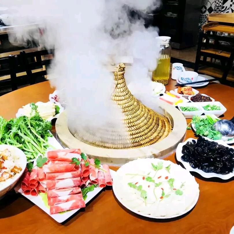 凡鱼 云南蒸汽石锅鱼