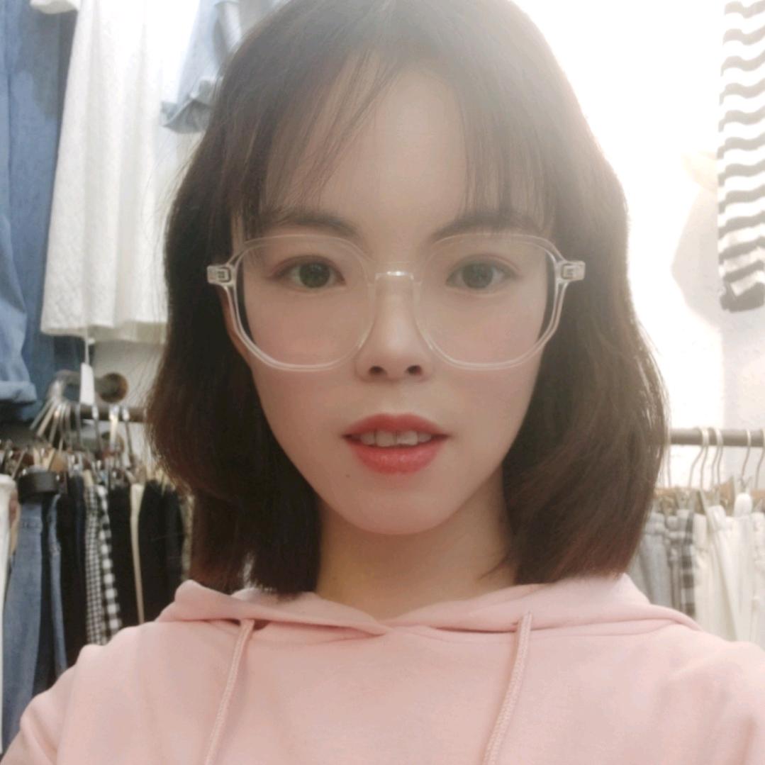 龙港市希爽麦麦服饰店