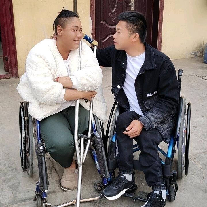 轮椅哥爱心家园