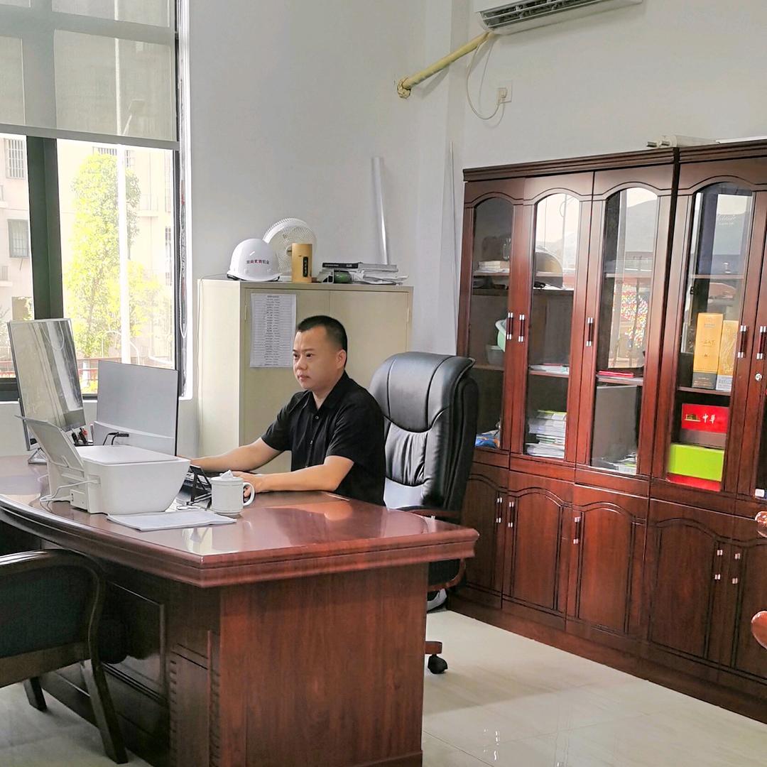 湖南星城铝业刘兴高