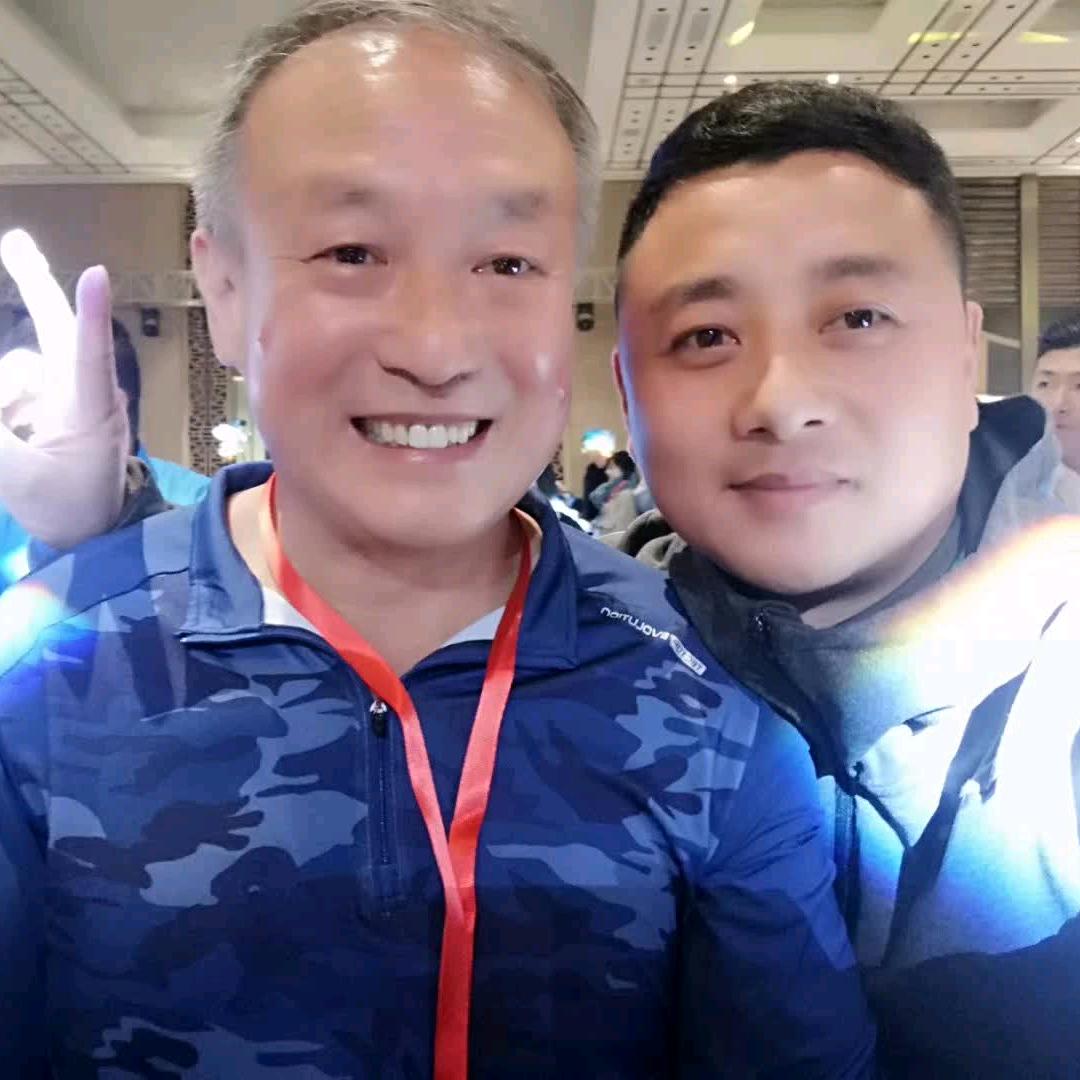 做旅游的阿亚
