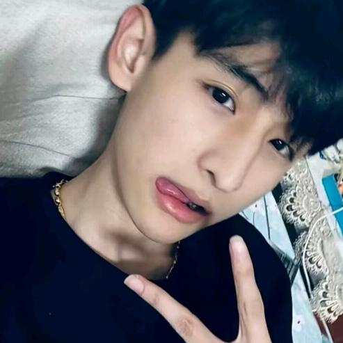 𝟮𝟰𝙆純金小帥.