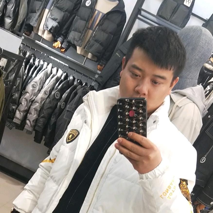 周磊……