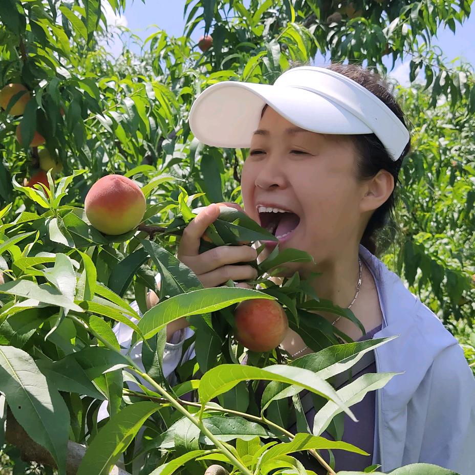 万州烤鱼店张美厨，62年的虎奶奶