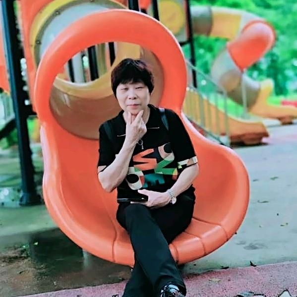 李秋云