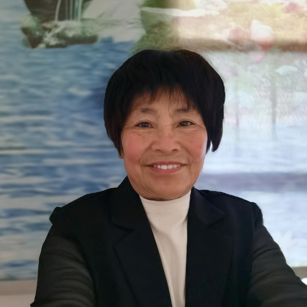 月英