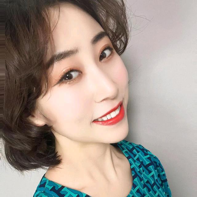 袁涤服装店