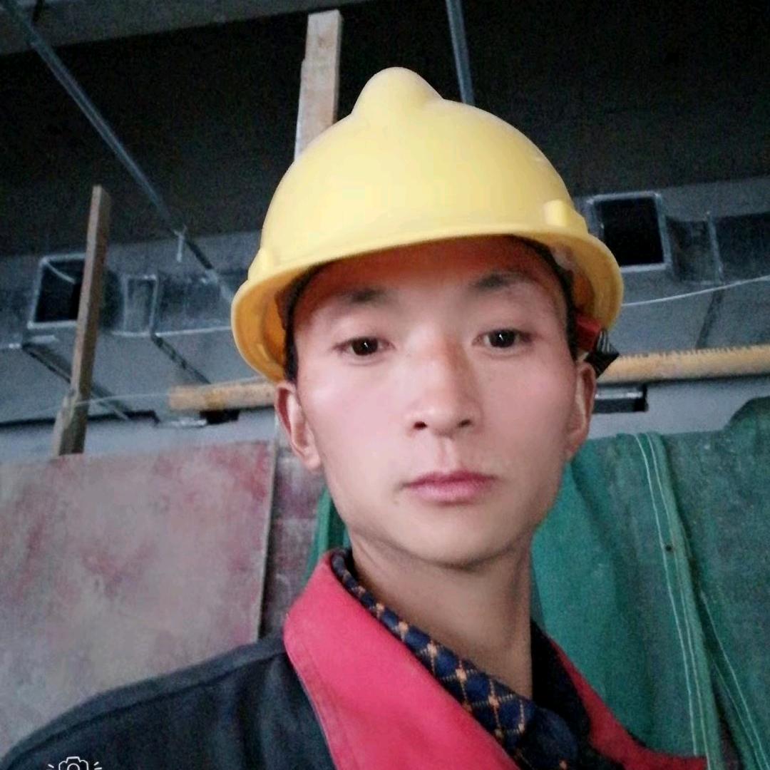 无条件的拼命搞钱。