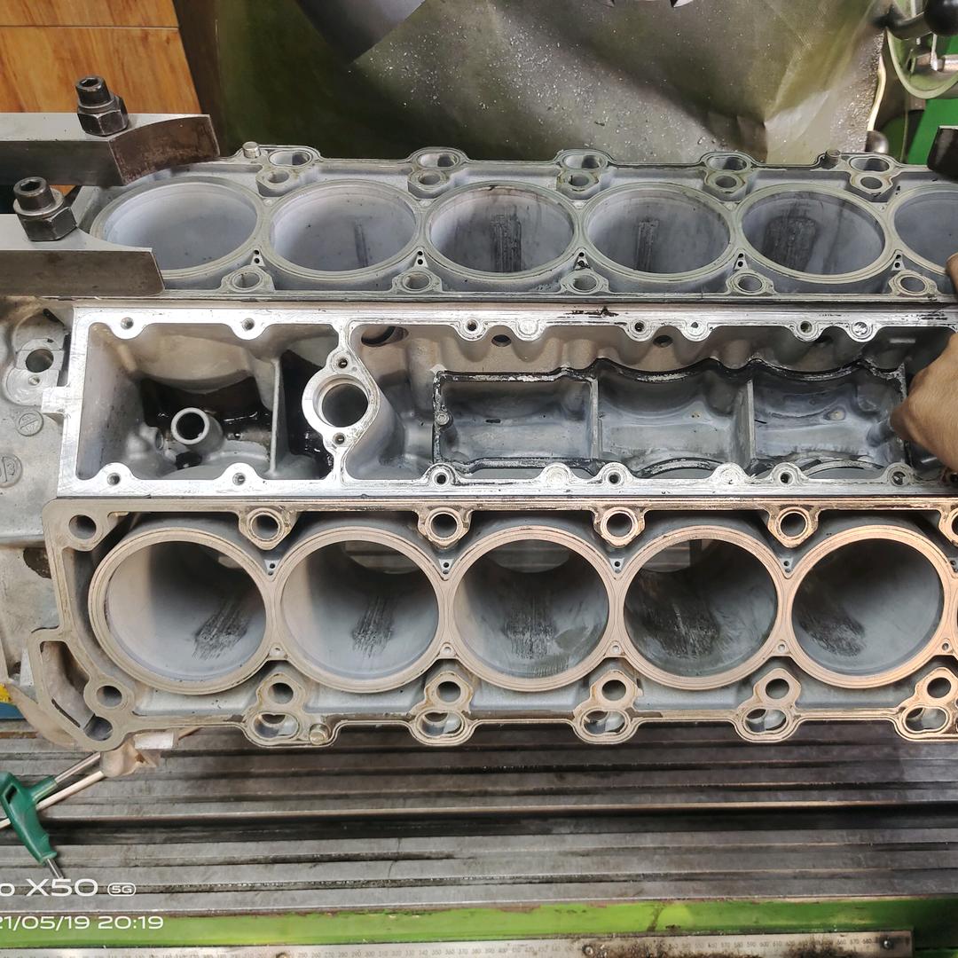 诚扬加工中心。龙哥，镗缸，麽气门