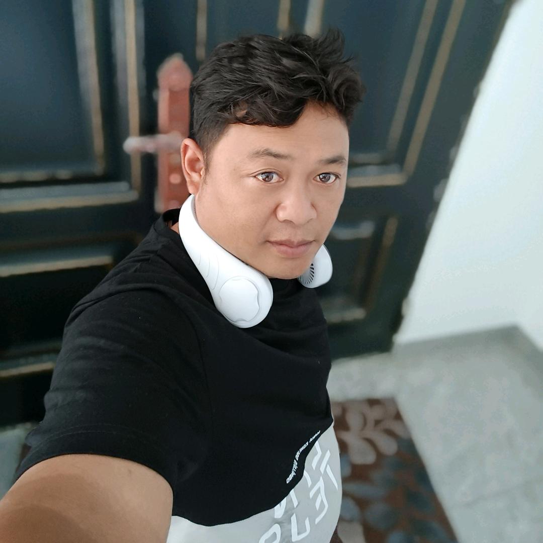 杨二歌牛肉米线店，<连赞拉黑>