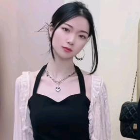 小七服饰工厂直销