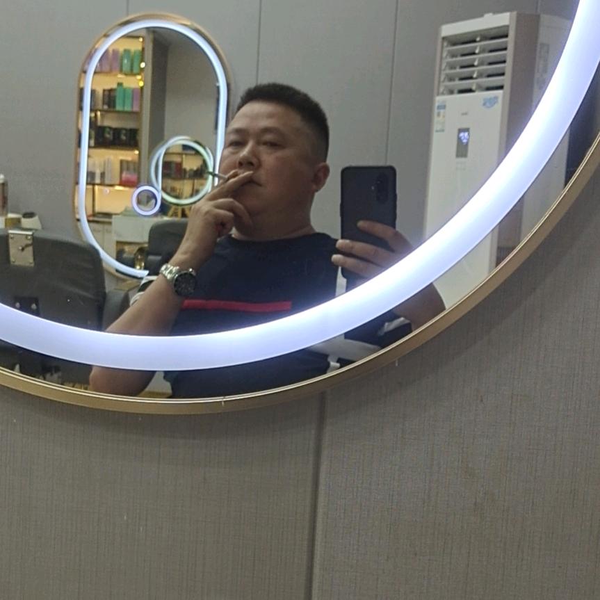 不要迷恋哥！哥只是个传说！