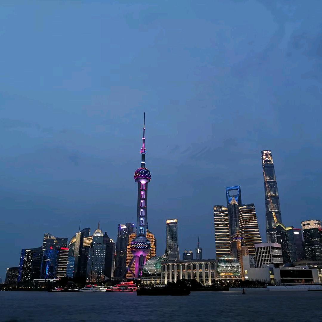 满城花开已故的少年