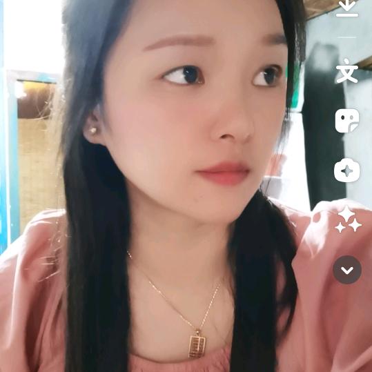 游游。