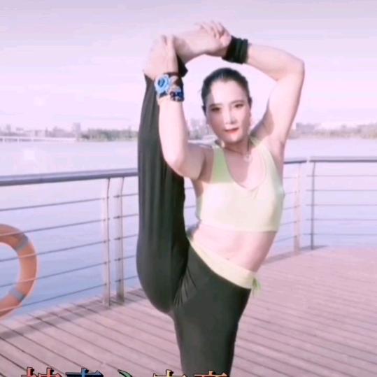 梦娜（百善孝为先）