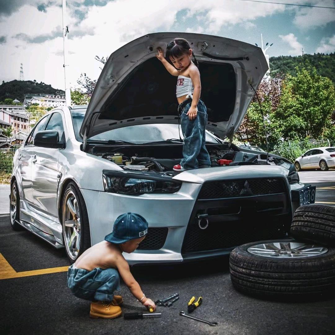 三乔酒神二手车