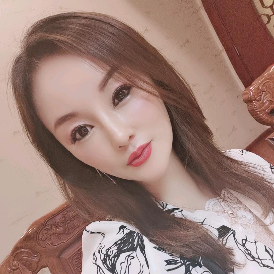 朕♛是女王♡霞姐