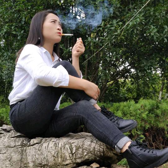 黔西鼓舞队小啄马