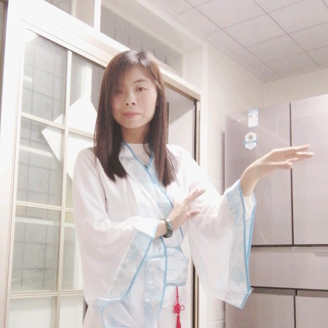 艳霞好物精选店