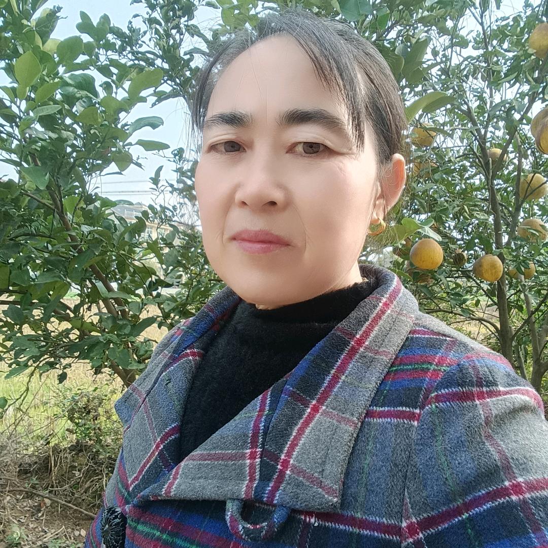 婷婷奶奶早上7点10分开播