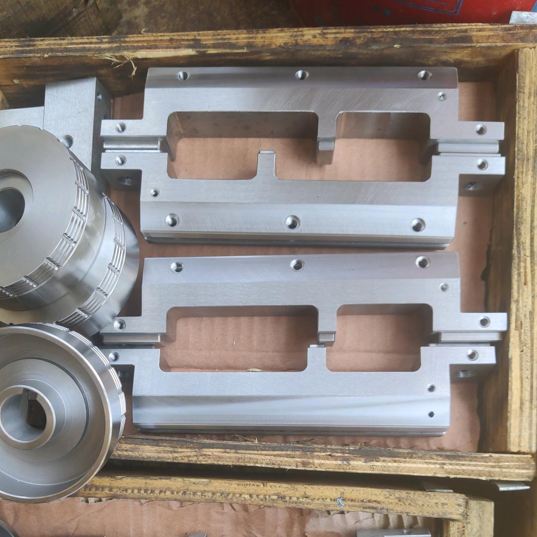 天兴包装机配件