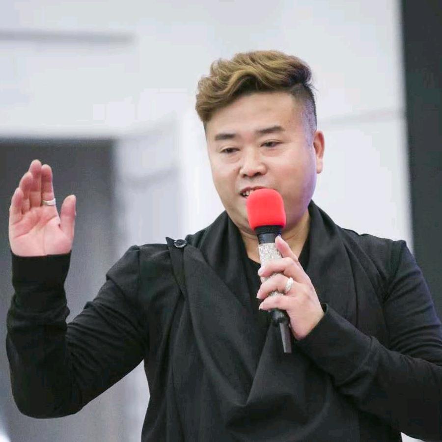 零基础学美发吴老师