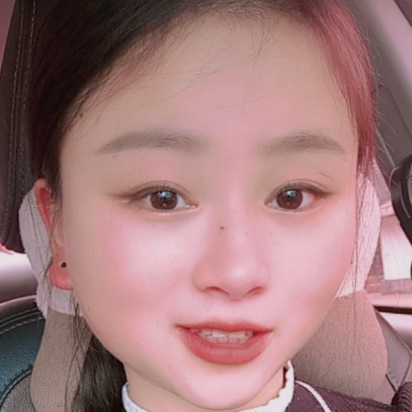 oh~小何呀
