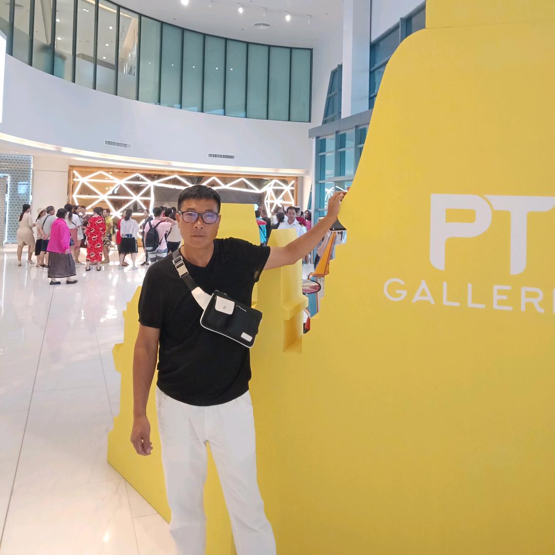 W世界那么大，我想去看看