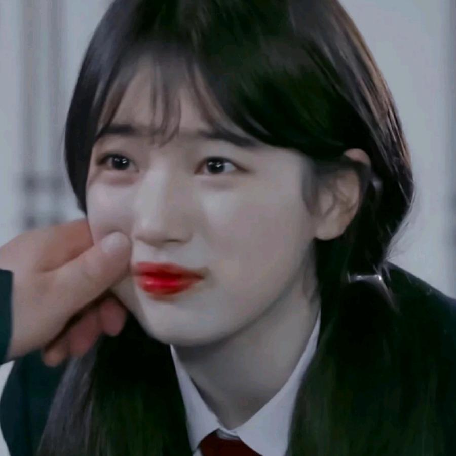 圆脸美龙女