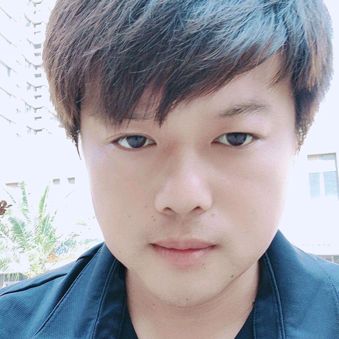 一个习惯运动的青年