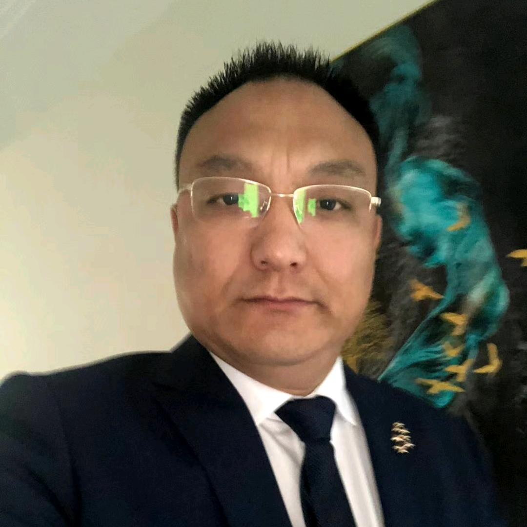 龙行天下！