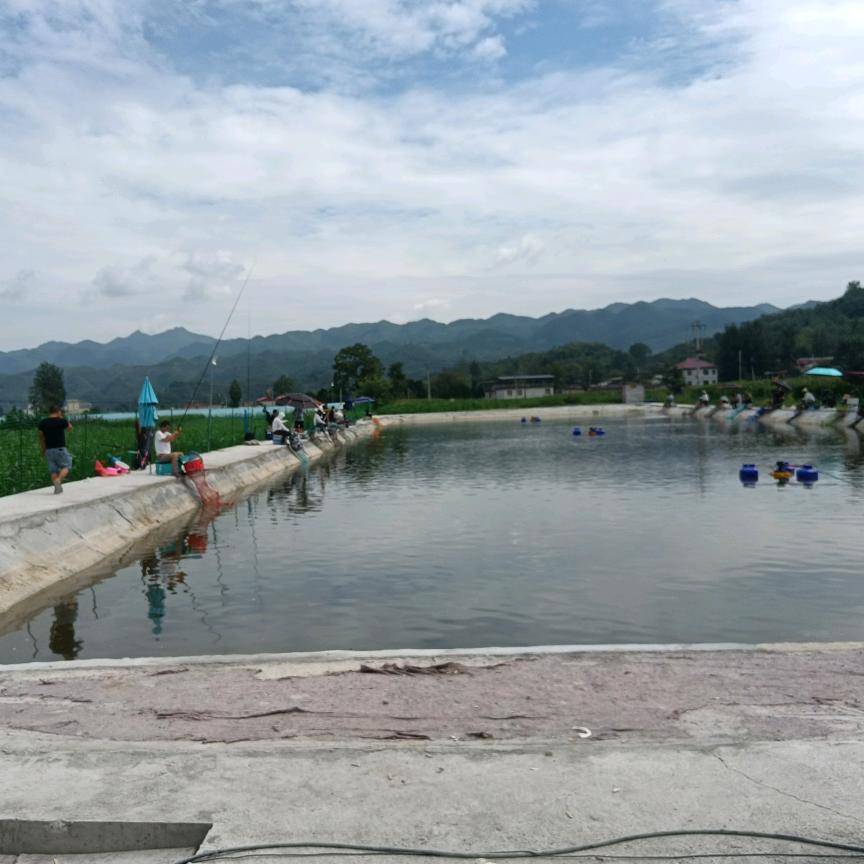 三石垂钓园