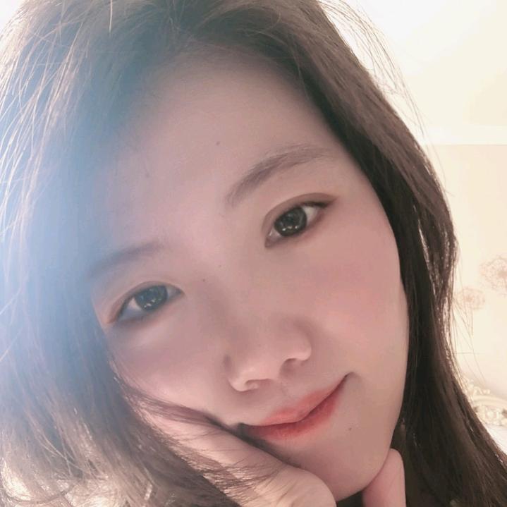 我是半月呀
