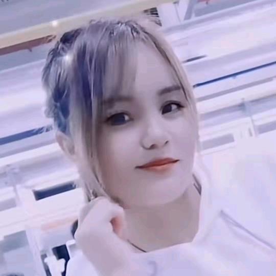 单身的女人带起孩子讨生活的