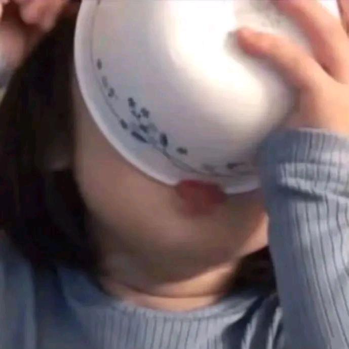 吃嗯陈…