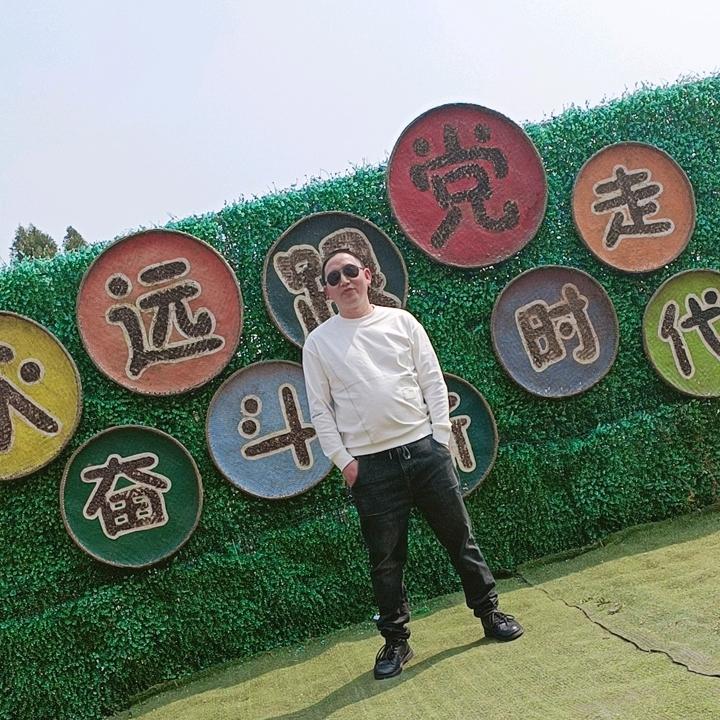 万源桂二哥酒业官方号