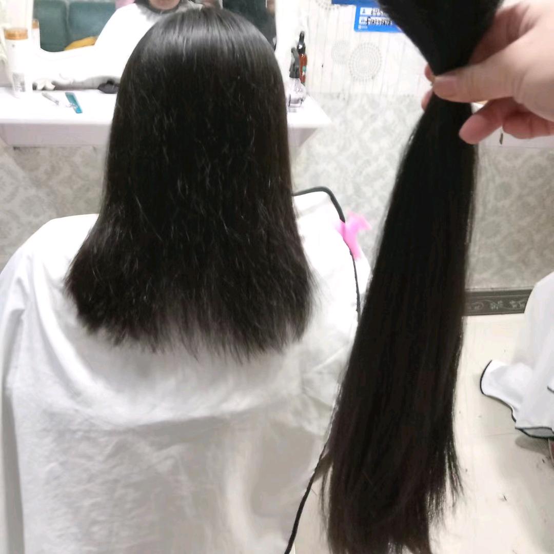 金手指理发店（收剪长头发）