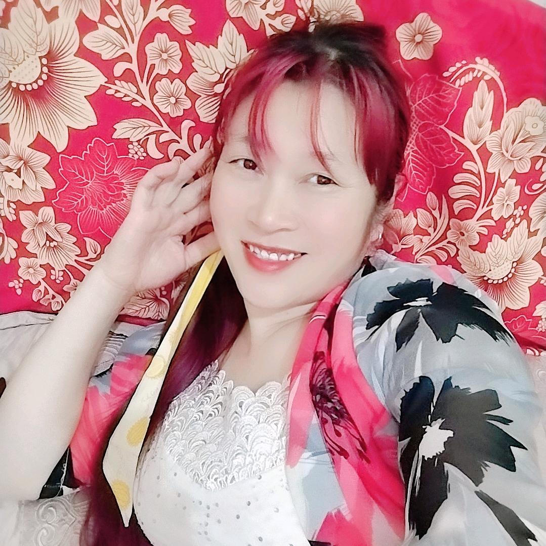 坚强的妹子会幸福  黄