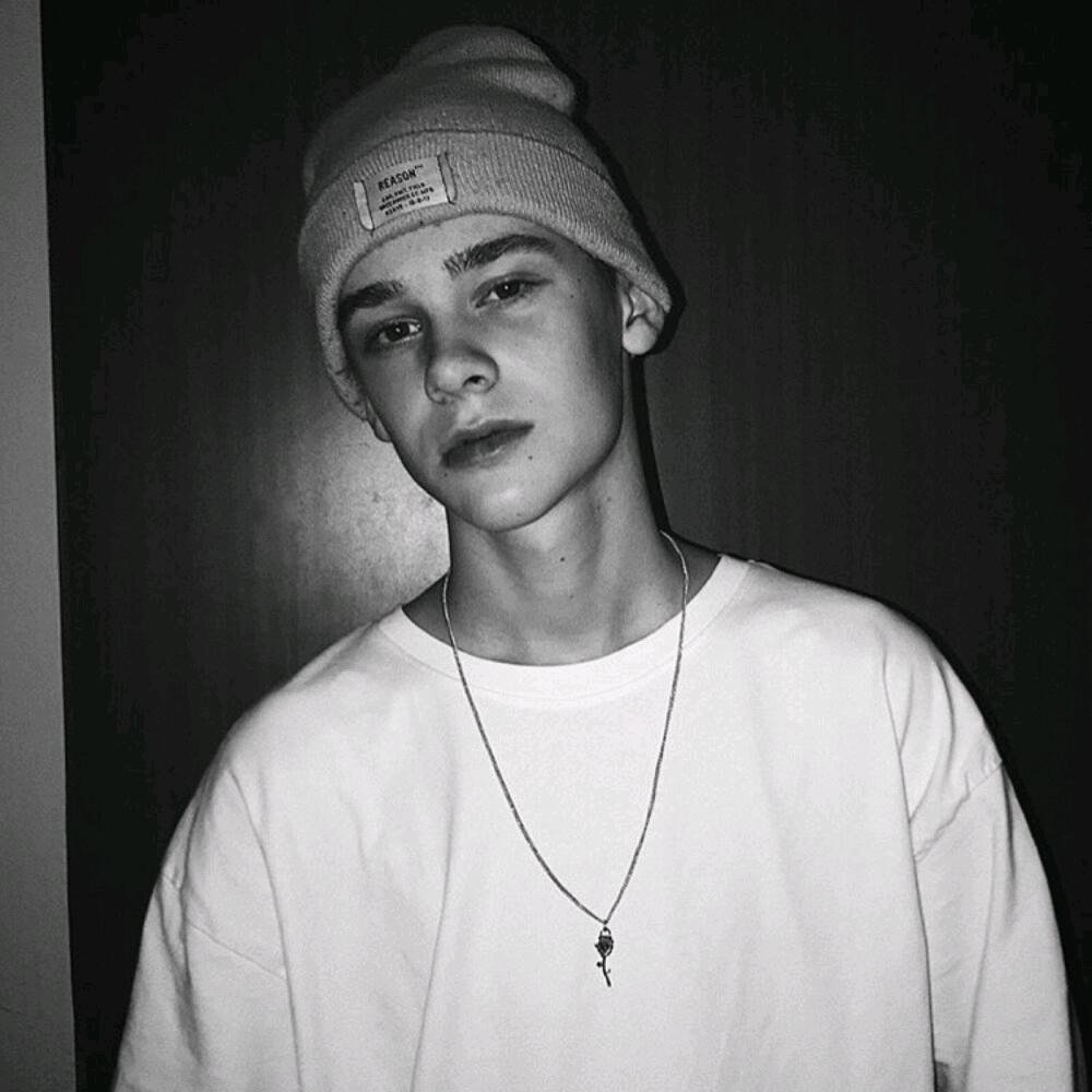 X'（鱼吃鱼🐟）