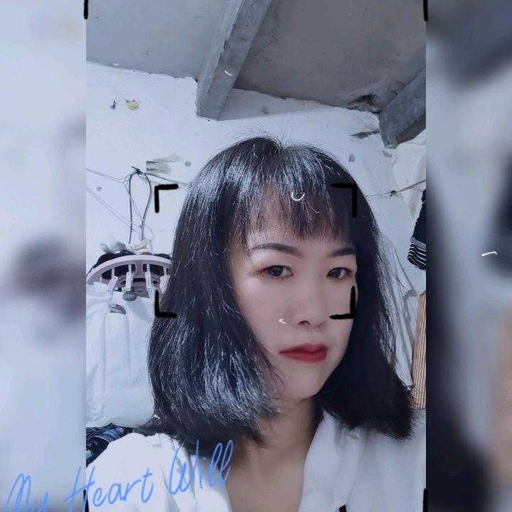 朱艳开心快乐每一天
