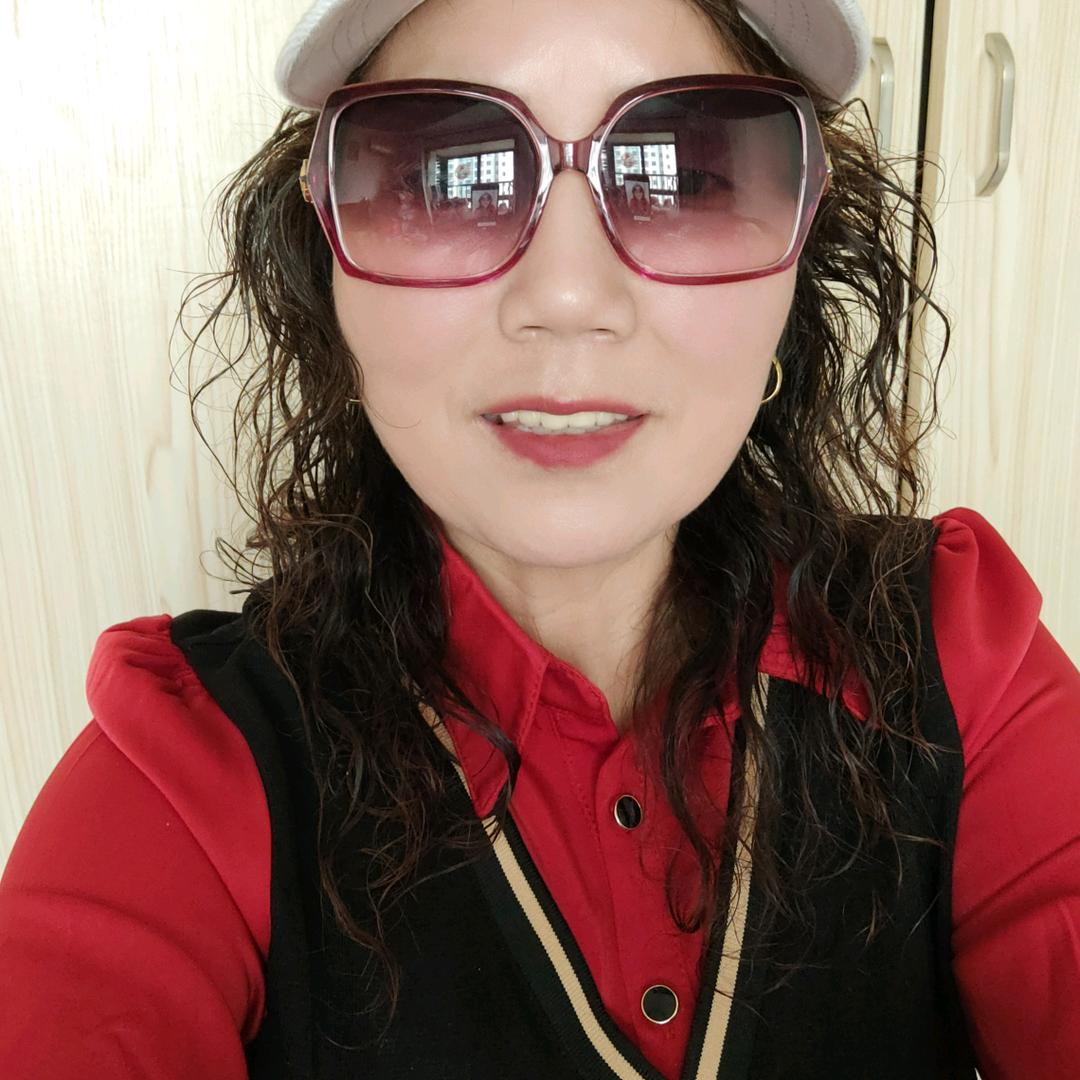 爱跳舞的y小妹💋👭💋💑