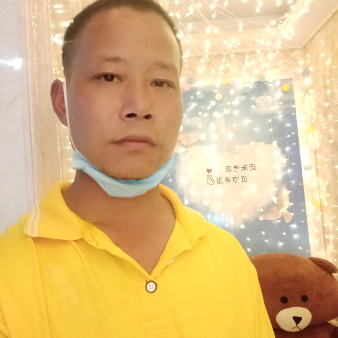 覃大兵