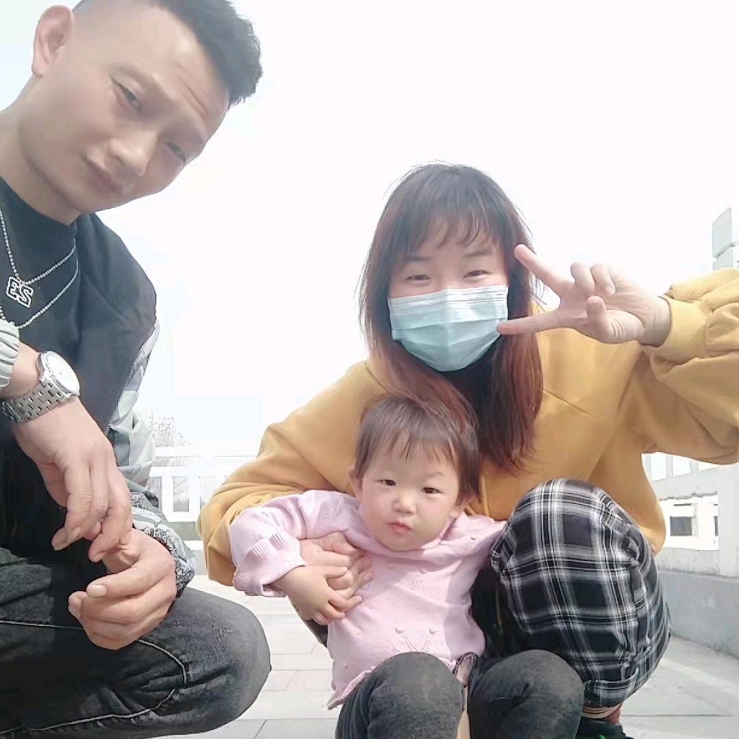 巴乡情重庆香辣鸡煲